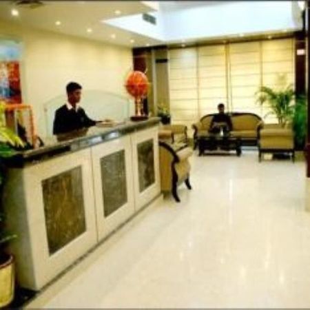 ורנאסי Hotel New Temples Town מראה חיצוני תמונה