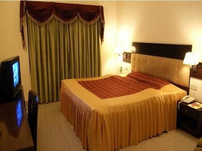 ורנאסי Hotel New Temples Town מראה חיצוני תמונה